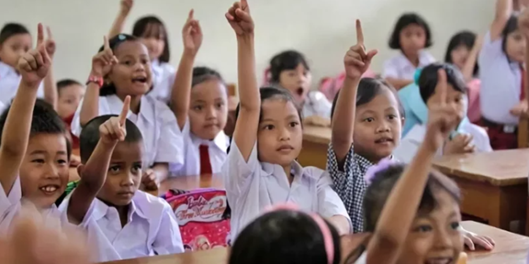 Pendidikan Guru Sekolah Dasar (PGSD): Peran Fundamental dalam Mencetak PGSD Terbaik